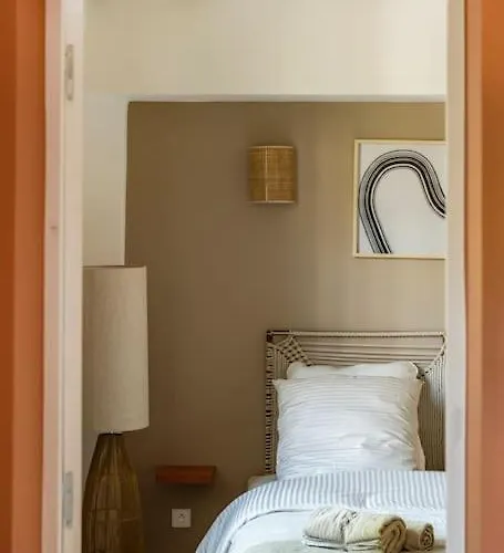 Pavillon Eden « le Cocon » Apartment Paris